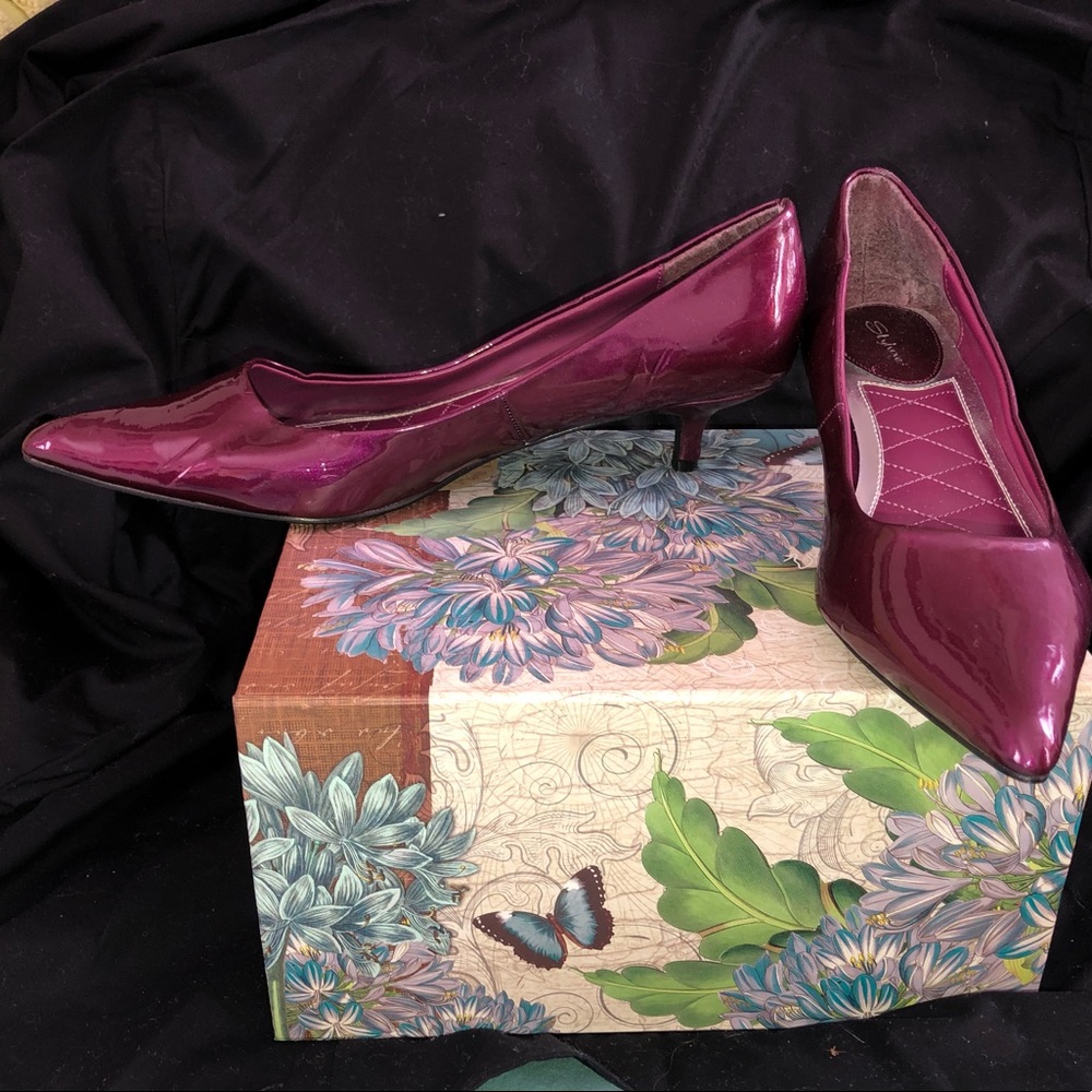 Woman’s dress shoe